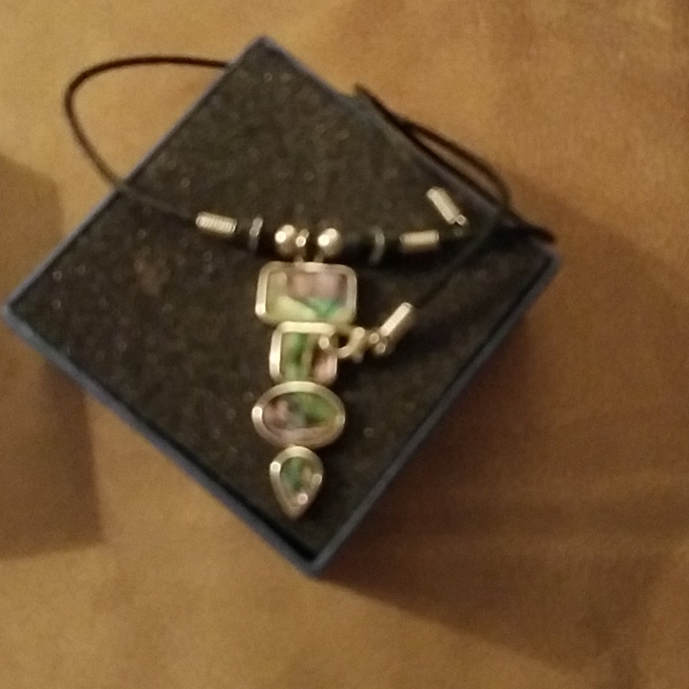Necklace - Picture 4 of 4